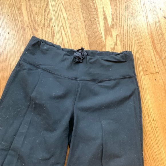 lululemon athletica Pants - Lululemon Wunder Under Sweatpants - size 6